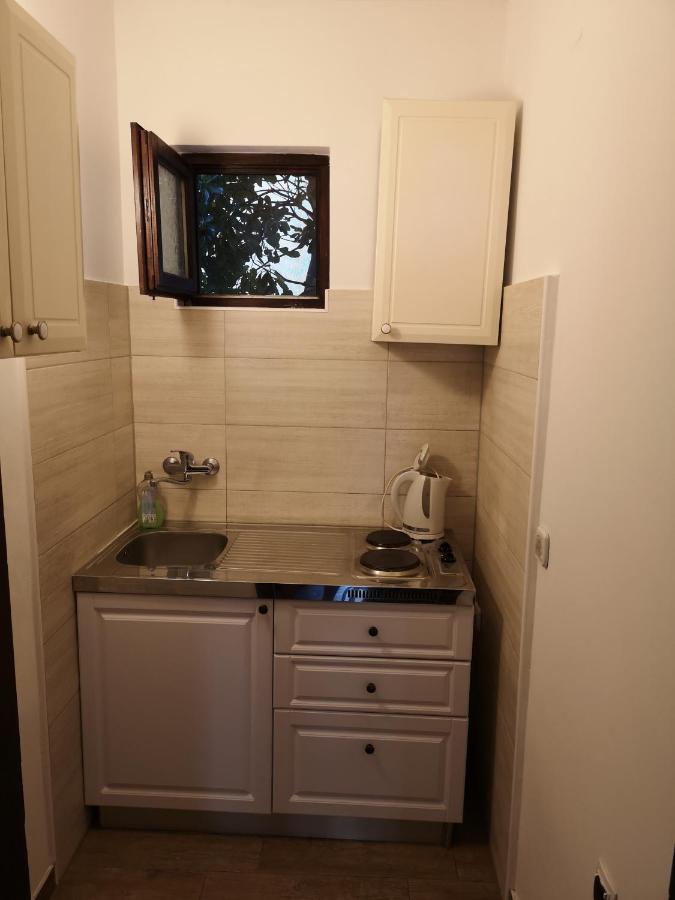 Apartments Mint Povljana - 50M From Sandy Beach Exterior photo